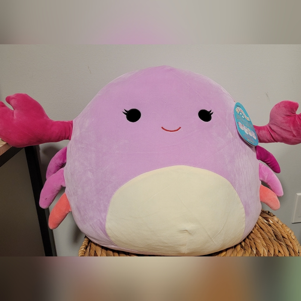 Cailey pink crab squishmallow bnwt